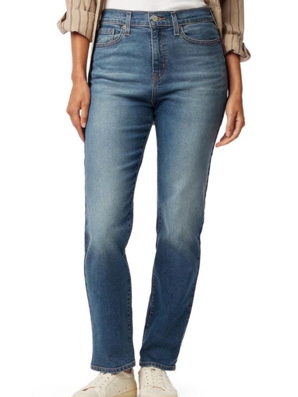 Levi's Straight Leg Jeans in Medium Blue Wash